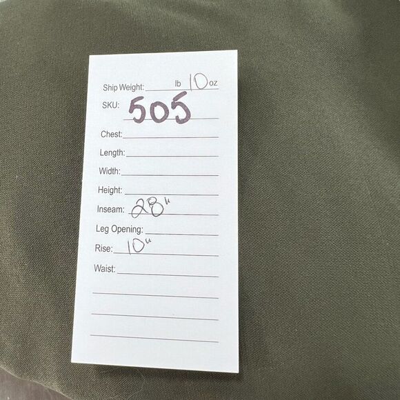 Lululemon Women's On The Fly Jogger Travel Woven Dark Olive Size 4 - Picture 6 of 6